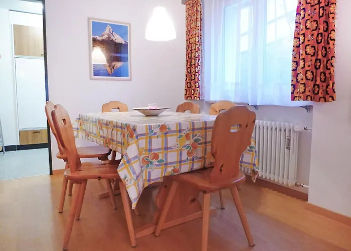 Richemont-1 By Interhome