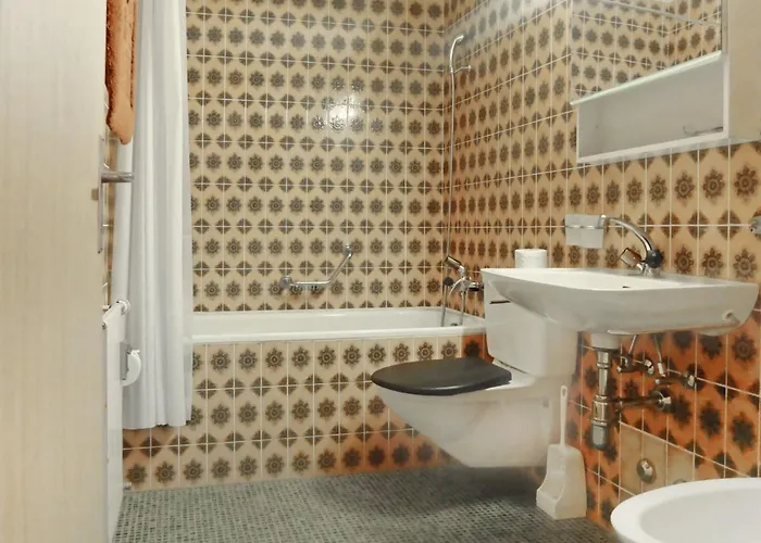 Richemont-1 By Interhome Apartman *